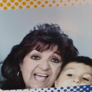 Meet your Posher, Sandy